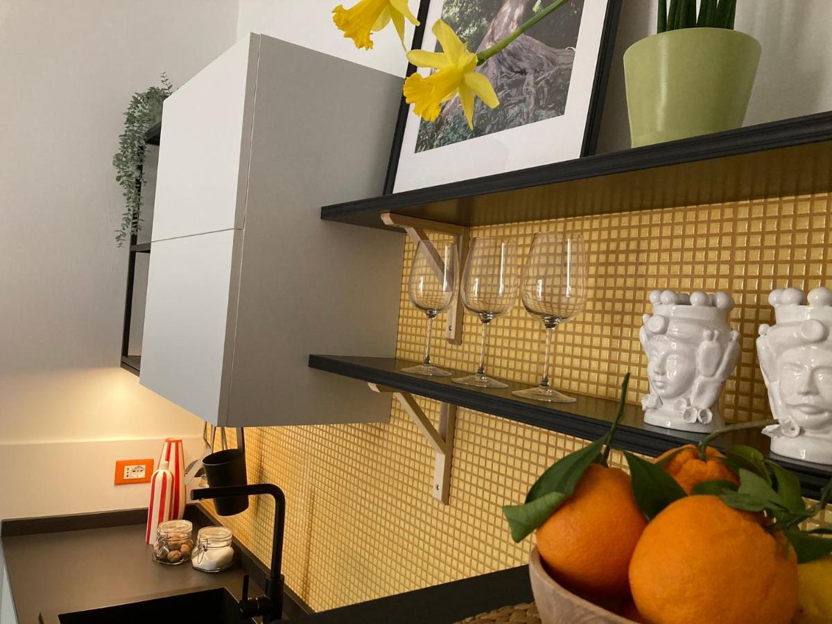 Lavica Di Mezzo Apartments Catania Kültér fotó