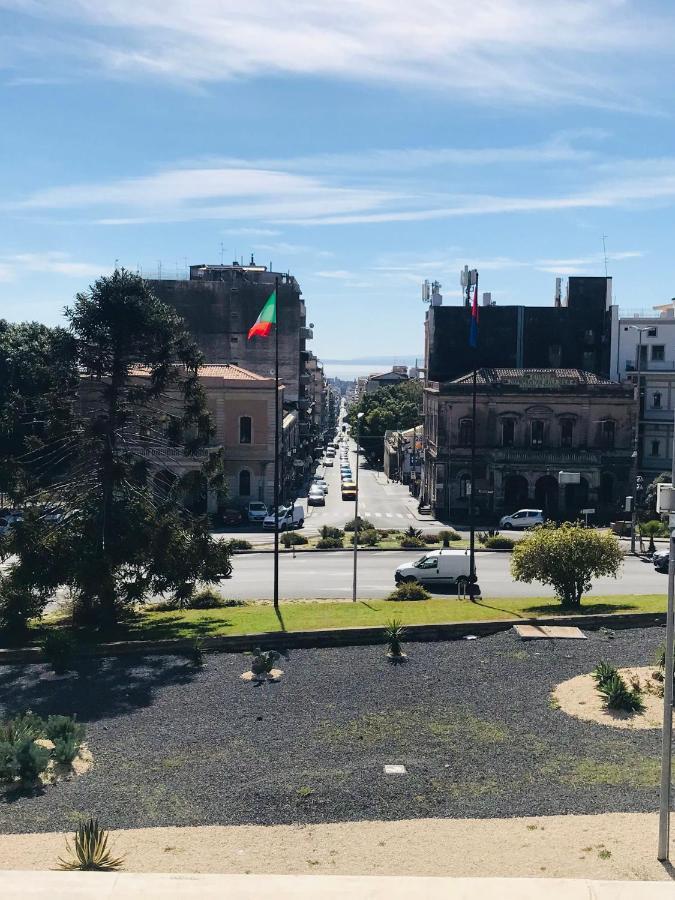 Lavica Di Mezzo Apartments Catania Kültér fotó