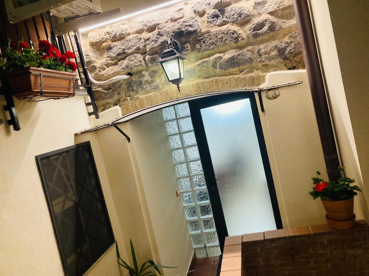 Lavica Di Mezzo Apartments Catania Kültér fotó
