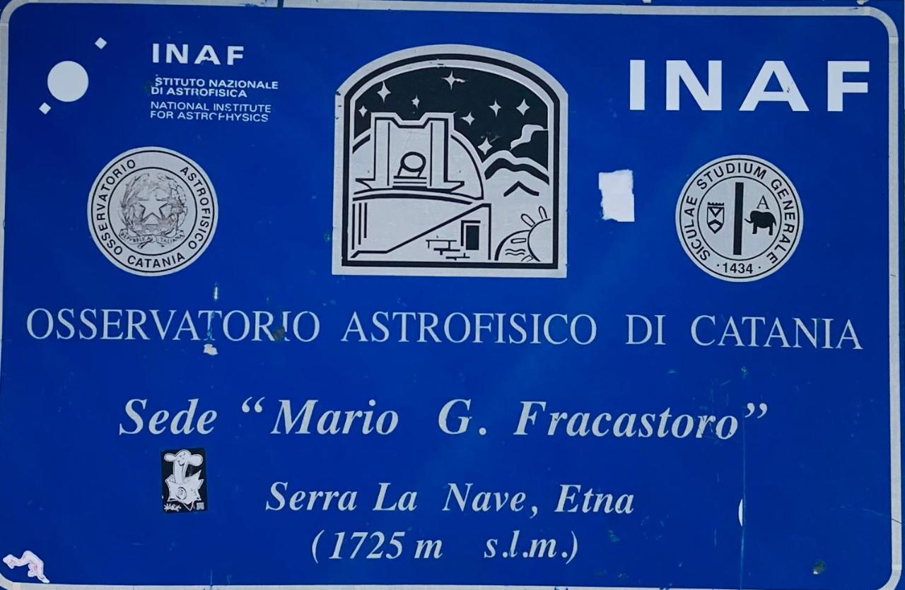 Lavica Di Mezzo Apartments Catania Kültér fotó